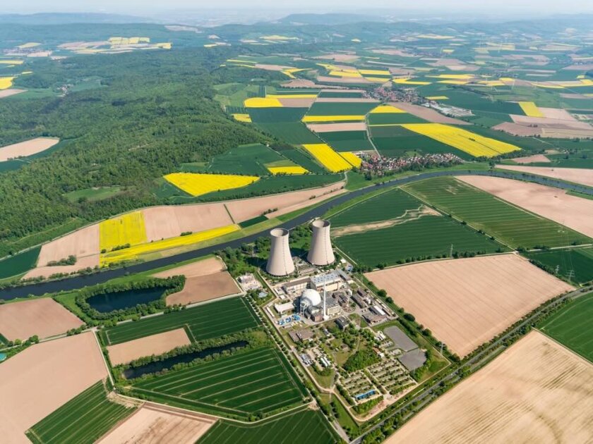 Jack Hoogland: Uranium in de lift door nucleaire wedloop