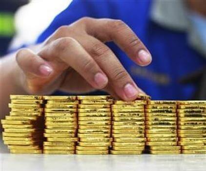 Versoepeling van de goudimport stuwt goudprijs